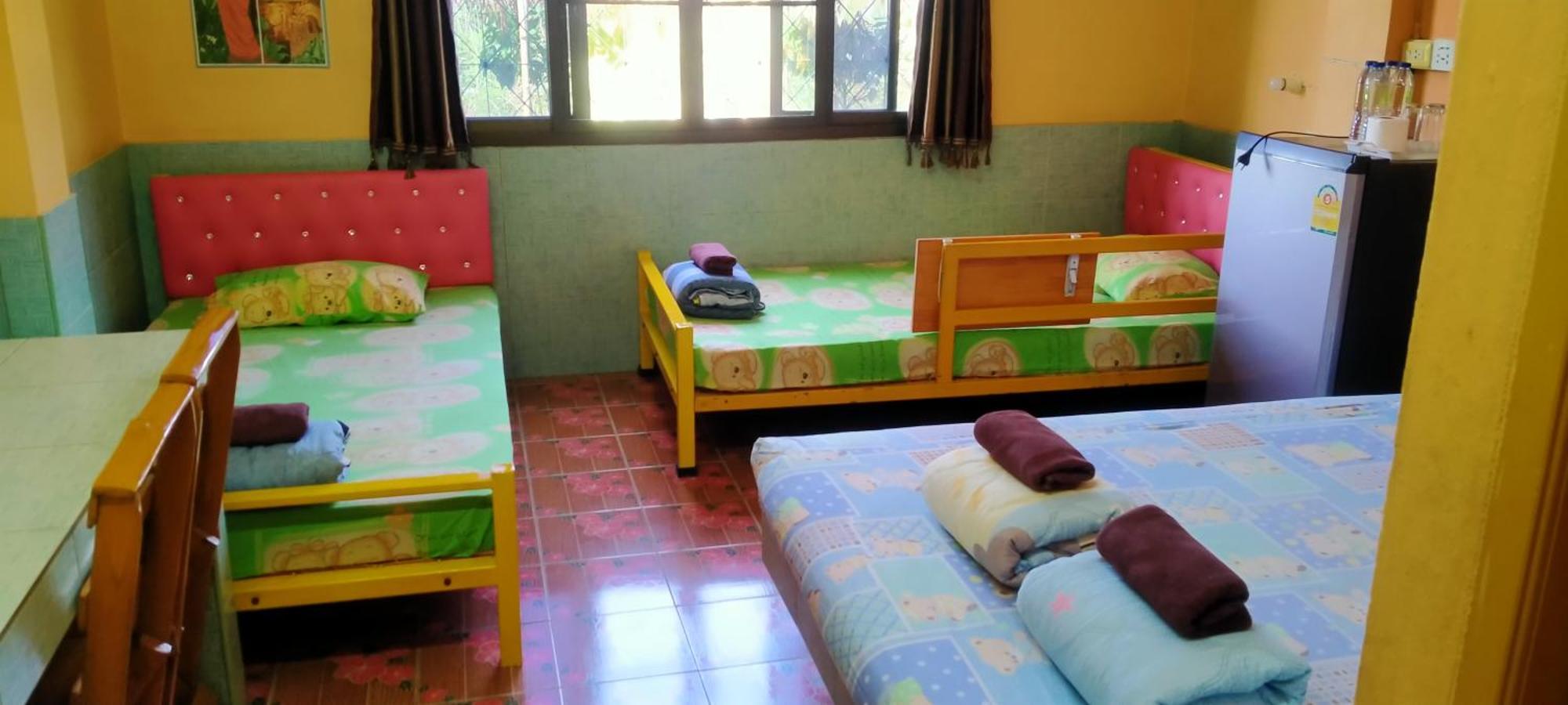 Ruengsrisiri Guesthouse Сукотаи Экстерьер фото